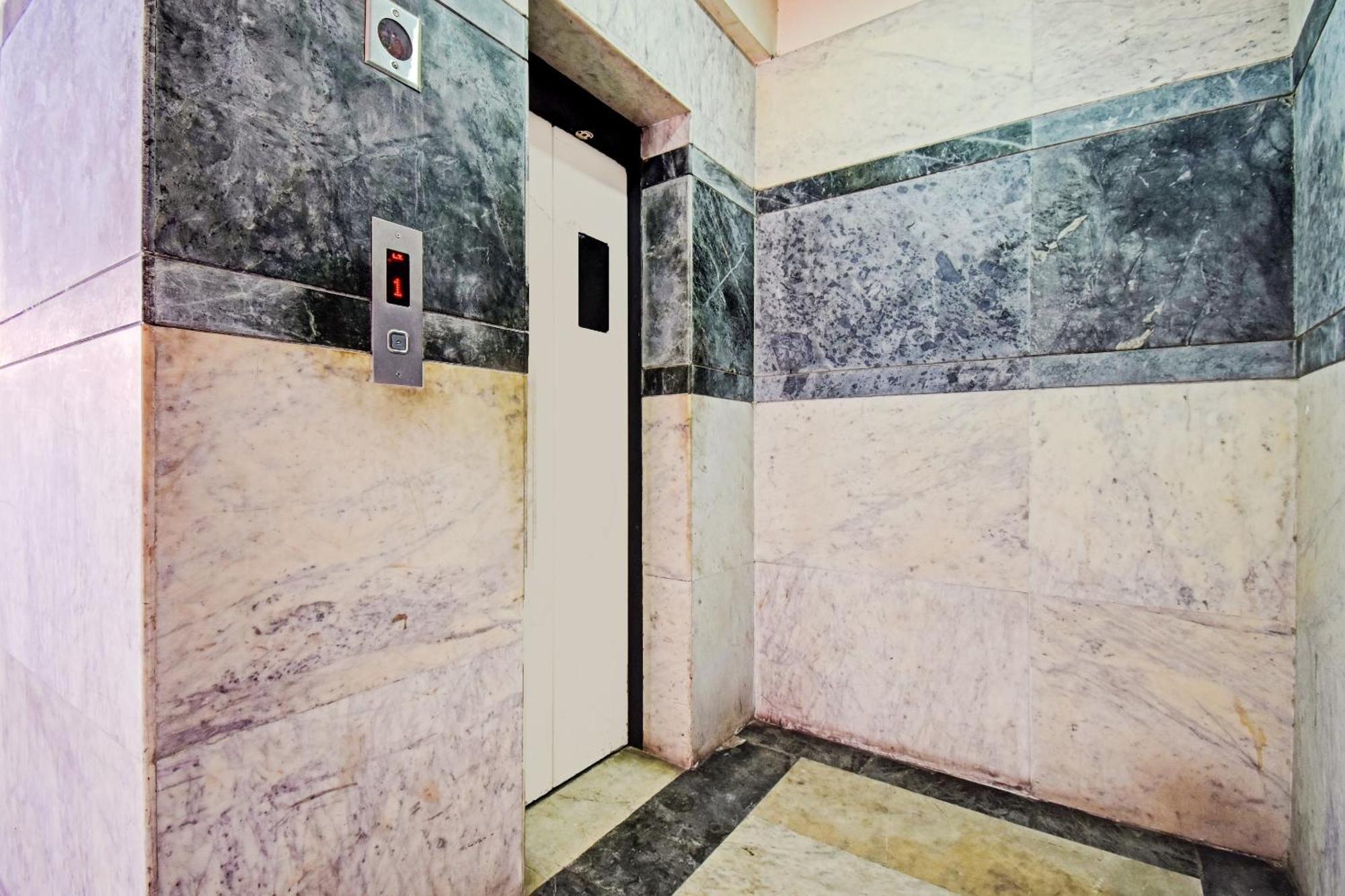 Hotel Collection O Motisarai 4*