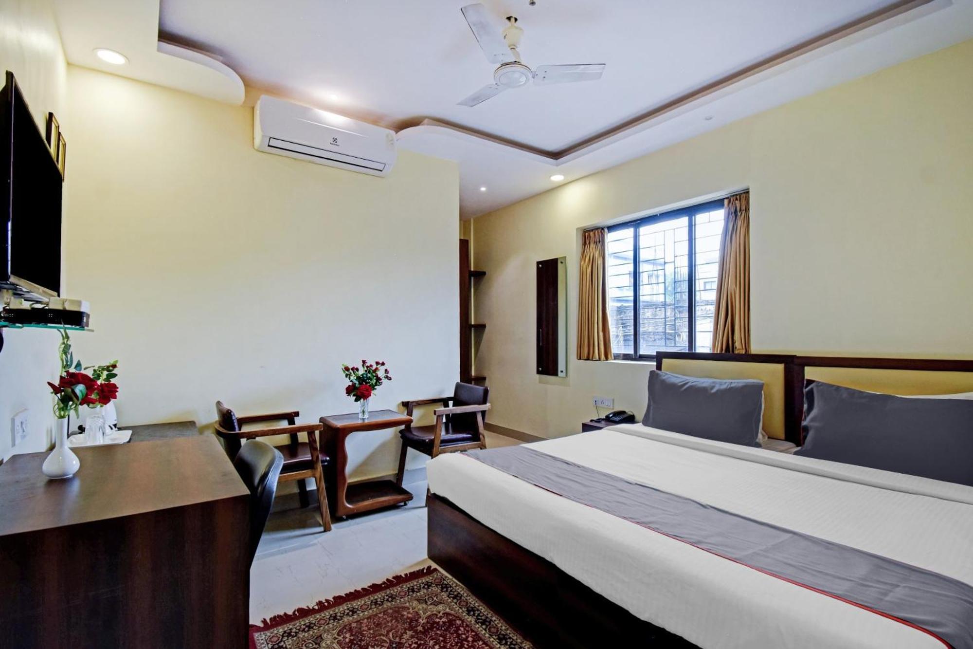 Hotel Collection O Motisarai